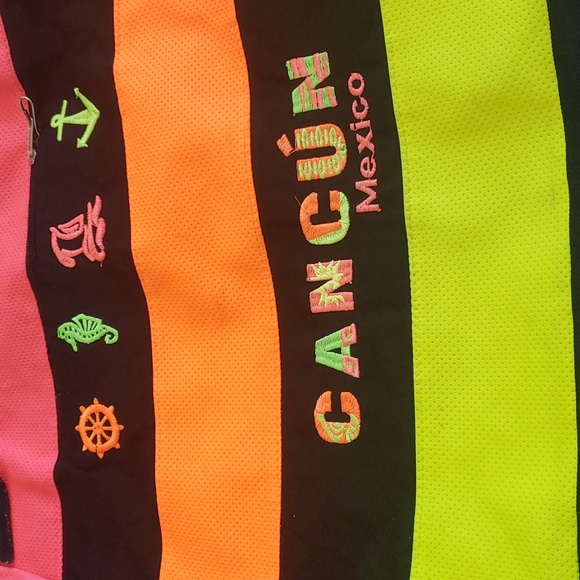 Sturdy Travel Bag from Cancun - Picture 2 of 14